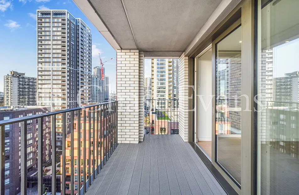 Baldwin Point, 6 Sayer St, Elephant Park, London, SE17 - Chase Evans