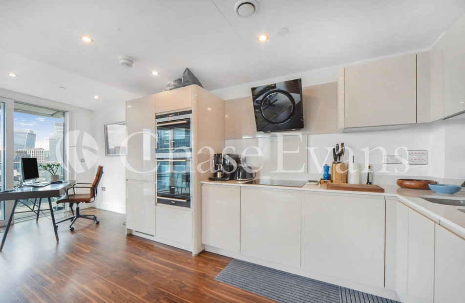 Alie Street, Aldgate, London, E1 - Chase Evans