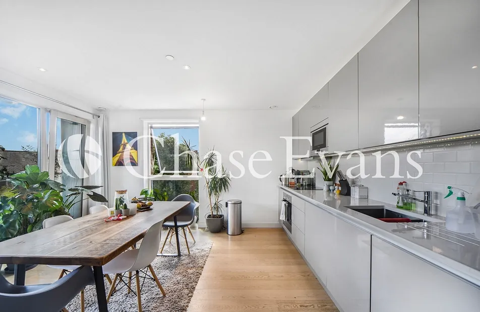 Trafalgar Place, Rodney Road, Elephant & Castle, London, SE17 - Chase Evans