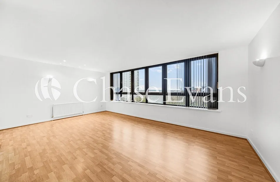 Ocean Wharf, 60 Westferry Road, Isle Of Dogs, London, E14 - Chase Evans