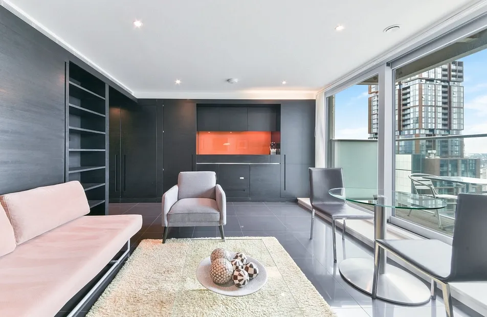 Pan Peninsula, Canary Wharf, London, E14 - Chase Evans