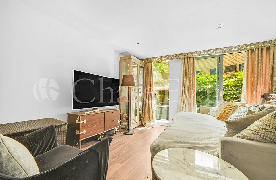 Crews Street, The Odyssey, Isle Of Dogs, London, E14 - Chase Evans