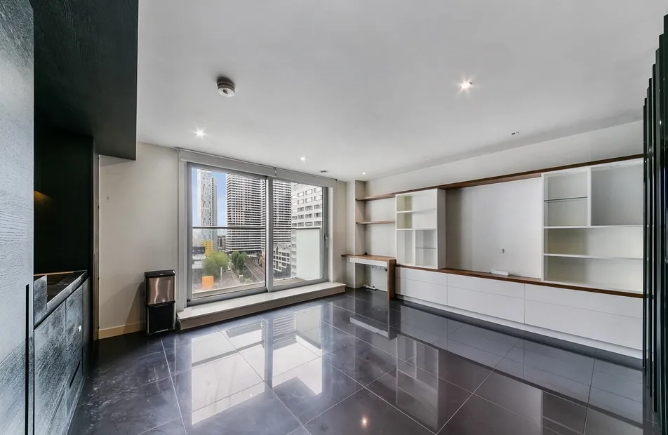 West Tower, 1 Pan Peninsula, Canary Wharf, London, E14 - Chase Evans