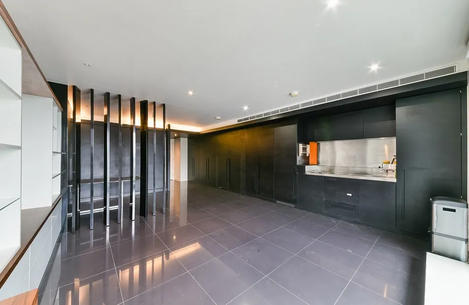 West Tower, 1 Pan Peninsula, Canary Wharf, London, E14 - Chase Evans