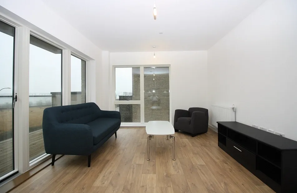 Magellan Boulevard, Royal Dockside, Royal Docks, London, E16 - Chase Evans