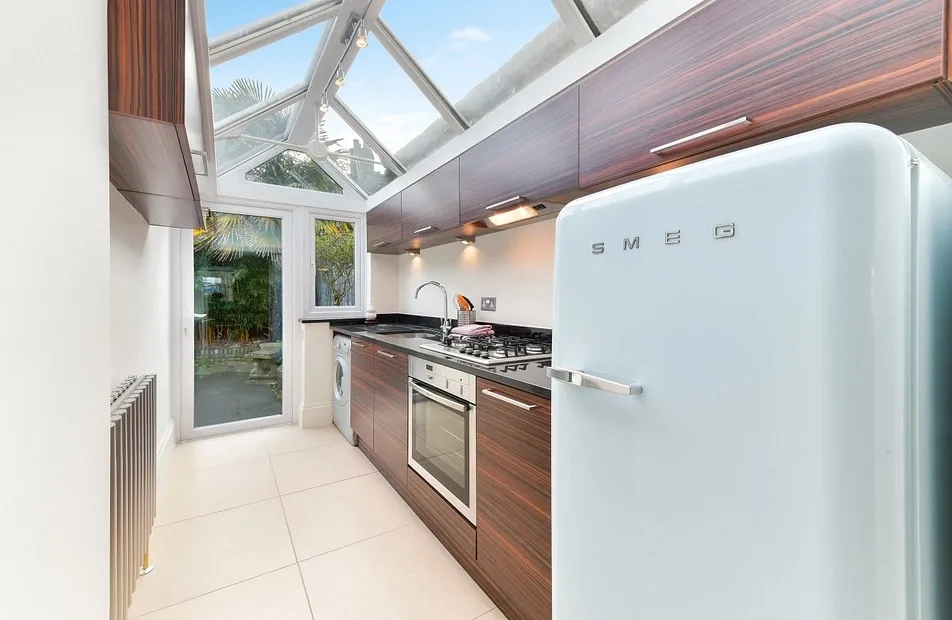 Eversleigh Road, Wandsworth, London, SW11 - Chase Evans