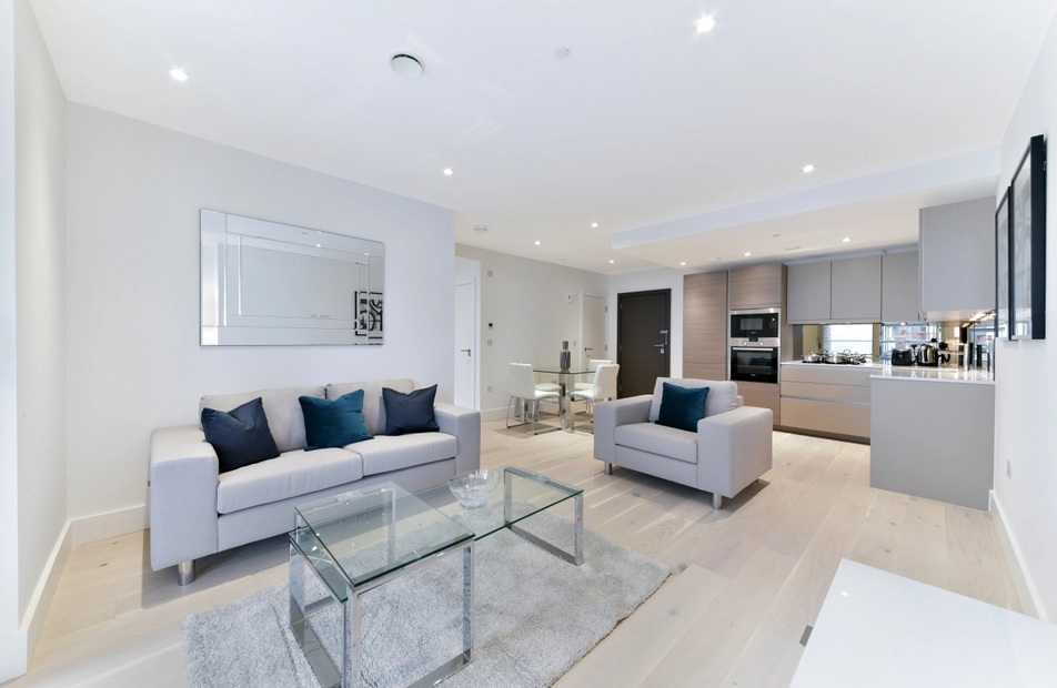 Quebec Way, London Square, Canada Water, London, SE16 - Chase Evans