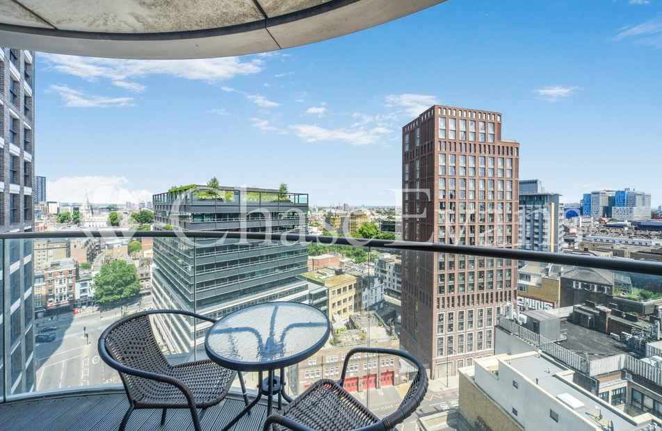 Altitude Point, Alie Street, Aldgate, London, E1 - Chase Evans