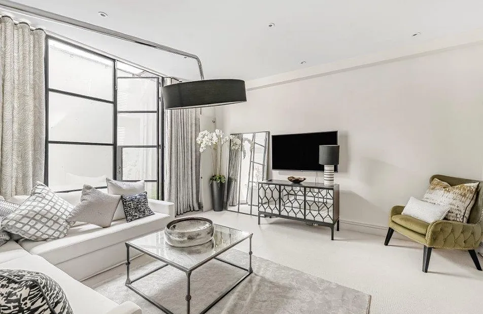 Ackmar Road, Parsons Green, London, SW6 - Chase Evans