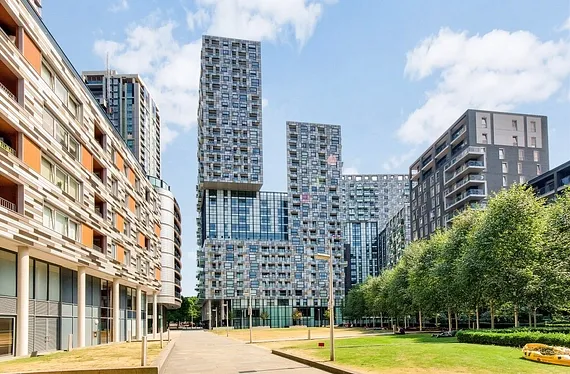 Lincoln Plaza, Canary Wharf, London, E14 - Chase Evans