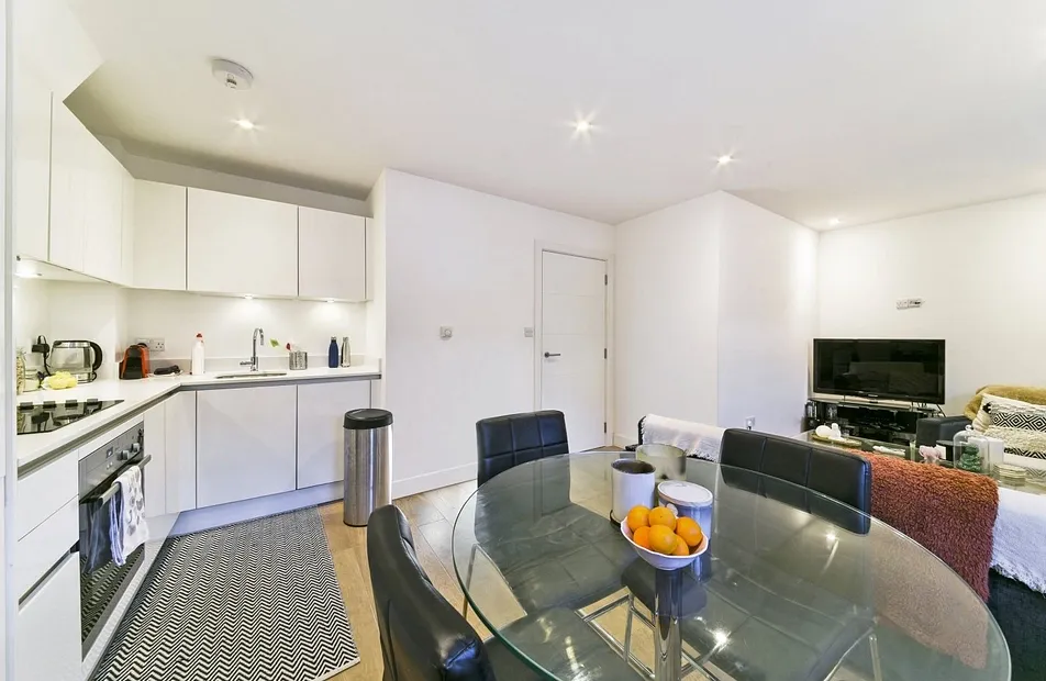 Trent Court, Royal Quay, Dod Street, Limehouse, London, E14 - Chase Evans