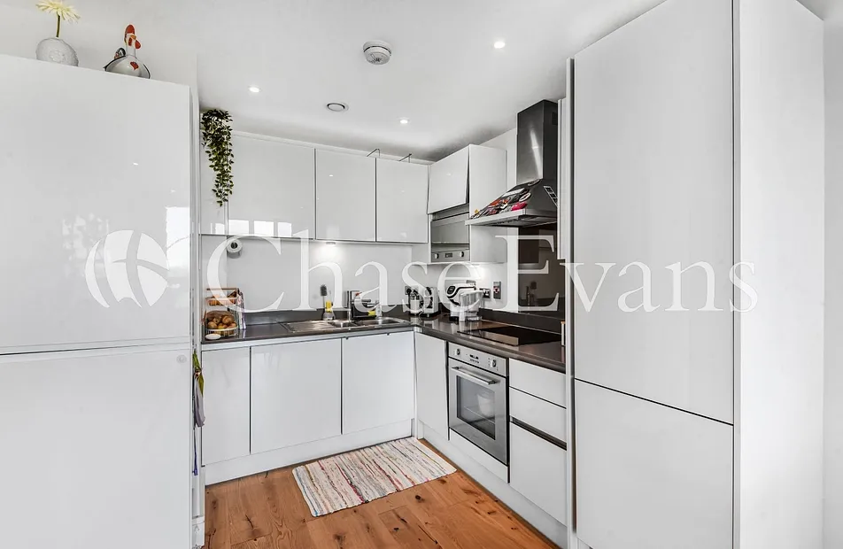 Caxton Street North, Canning Town, London, E16 - Chase Evans