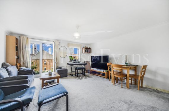 Schooner Close, Isle Of Dogs, London, E14 - Chase Evans