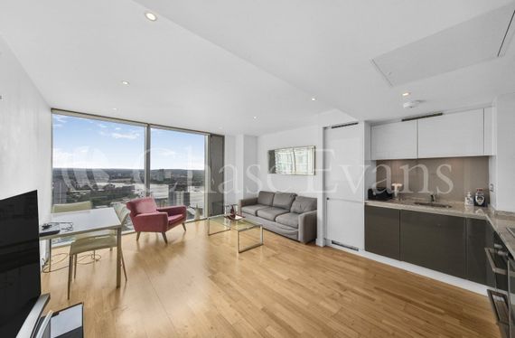 Landmark West Tower, 22 Marsh Wall, Canary Wharf, London, E14 - Chase Evans