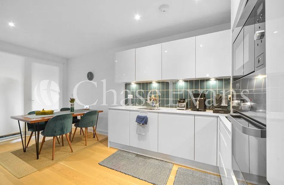 Westferry Road, Isle Of Dogs, London, E14 - Chase Evans