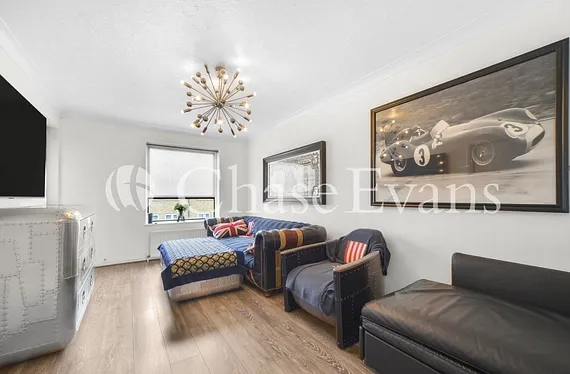 Manchester Road, Isle Of Dogs, London, E14 - Chase Evans