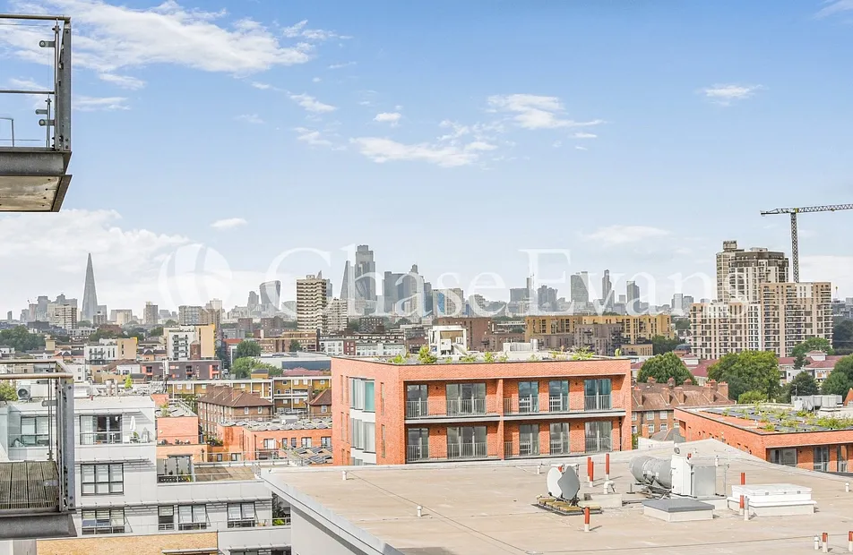 Kara Court, Caspian Wharf, Seven Sea Gardens, Bow, London, E3 - Chase Evans