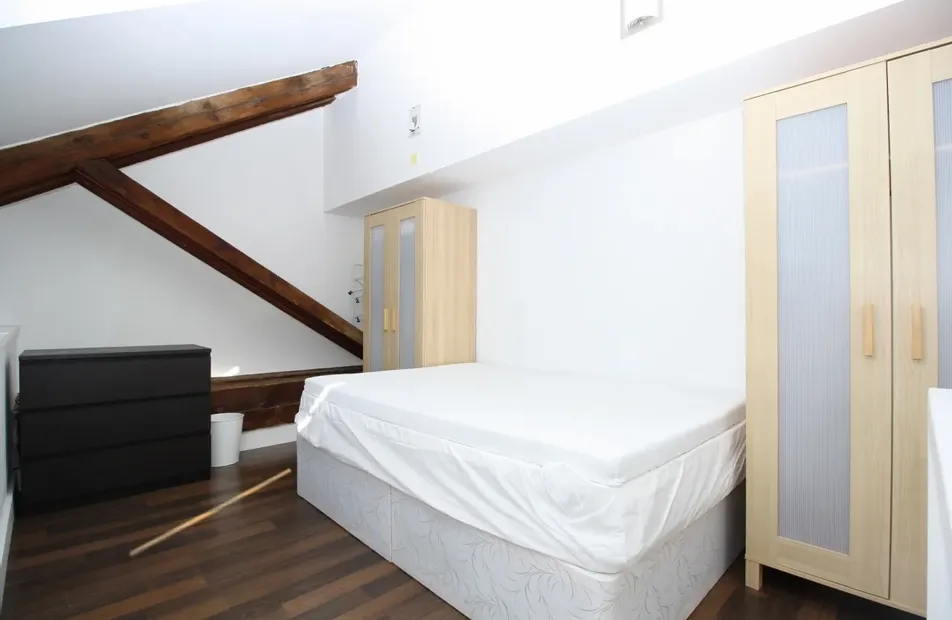 Plate House, 3 Burrells Wharf Square, Isle Of Dogs, London, E14 - Chase Evans