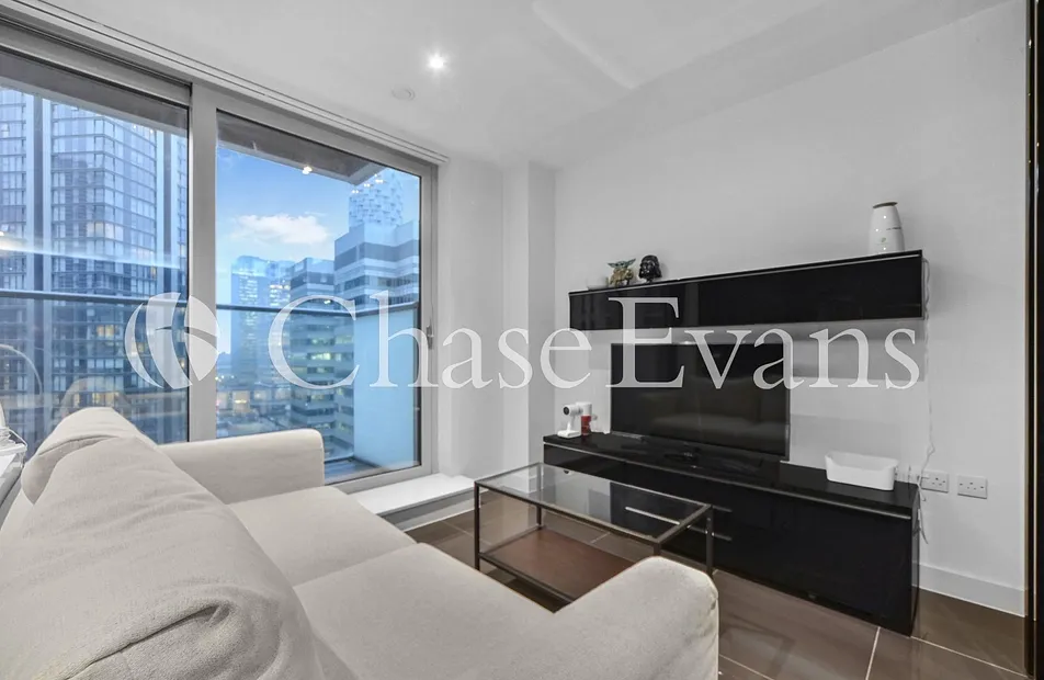 Pan Peninsula, Canary Wharf, London, E14 - Chase Evans