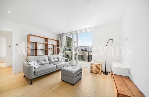 Maple Way, London Square, Canada Water, London, SE16 - Chase Evans