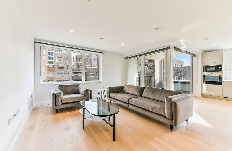 Walworth Road, Elephant & Castle, London, SE17 - Chase Evans