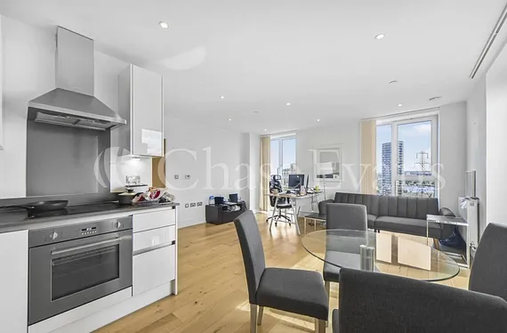 Caxton Street North, Canning Town, London, E16 - Chase Evans