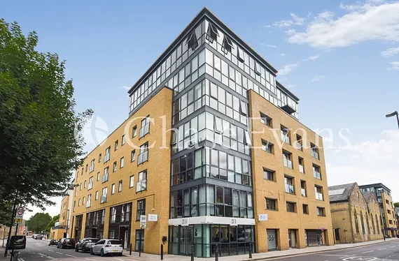 Forge Square, Isle Of Dogs, London, E14 - Chase Evans