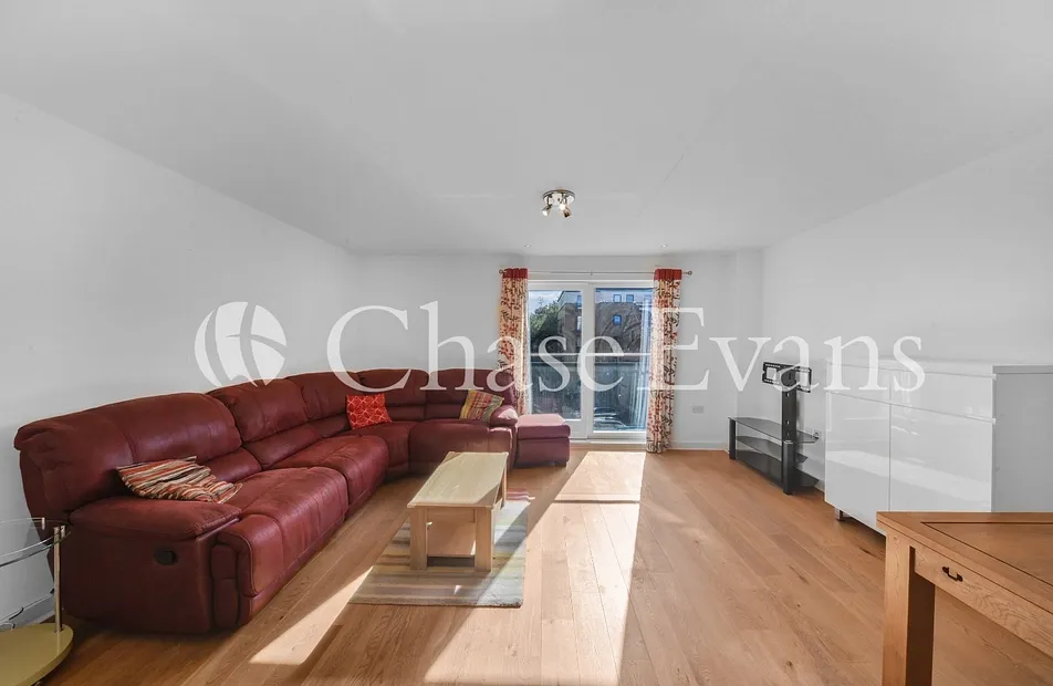 Forge Square, Isle Of Dogs, London, E14 - Chase Evans