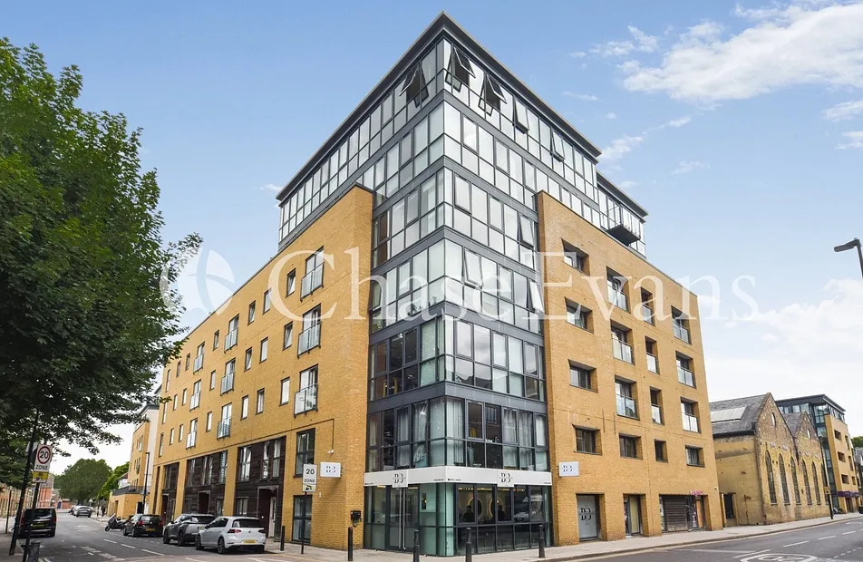 Forge Square, Isle Of Dogs, London, E14 - Chase Evans