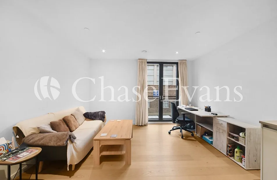 The Pavilion, One The Elephant, 6 St. Gabriel Walk, Elephant and Castle, London, SE1 - Chase Evans