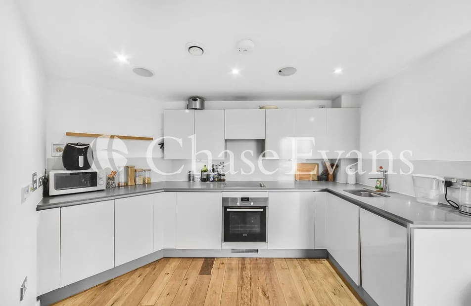 Seren Park Gardens, Restell Close, Greenwich, London, SE3 - Chase Evans