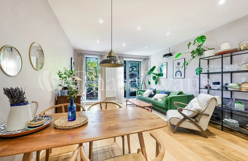 Waleorde Road, Walworth, London, SE17 - Chase Evans