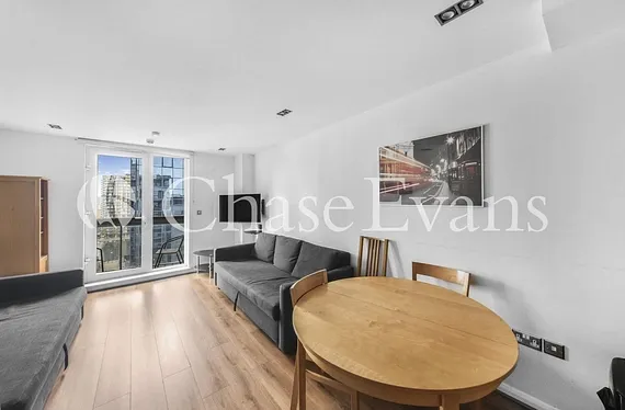 City Tower, Limeharbour, Isle Of Dogs, London, E14 - Chase Evans