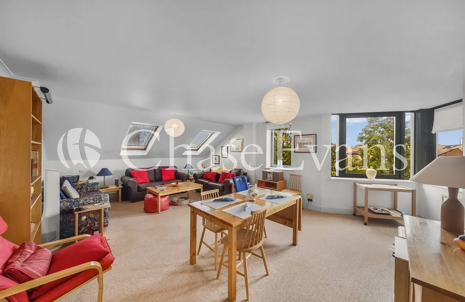 Cumberland Mills Square, Isle Of Dogs, London, E14 - Chase Evans