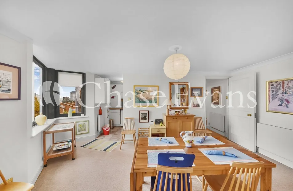 Cumberland Mills Square, Isle Of Dogs, London, E14 - Chase Evans