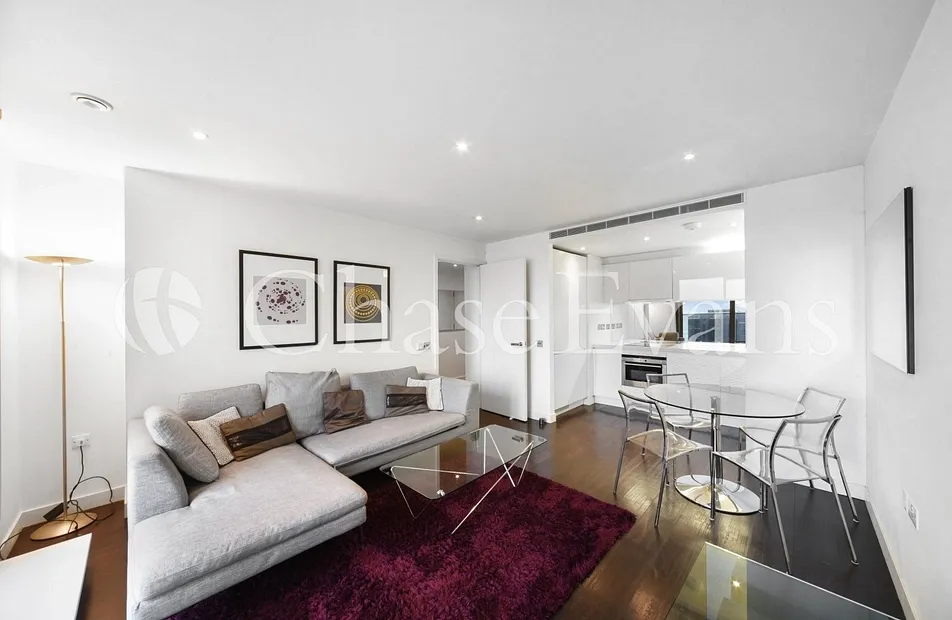 Pan Peninsula, Canary Wharf, London, E14 - Chase Evans