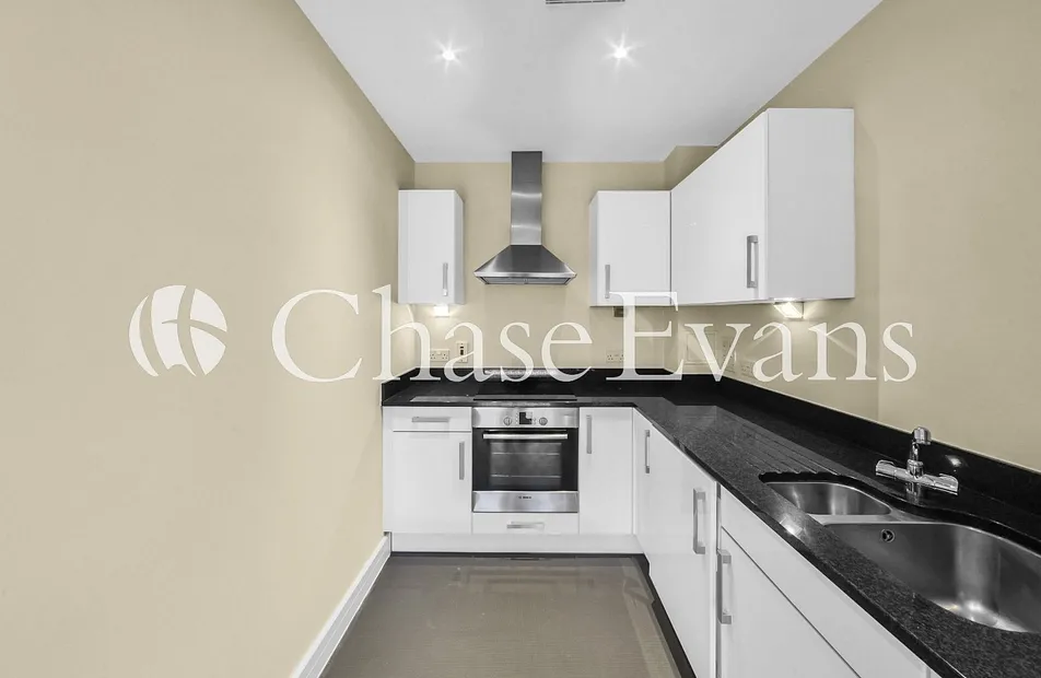Cherrywood Lodge, Birchwood Avenue, Hither Green, London, SE13 - Chase Evans