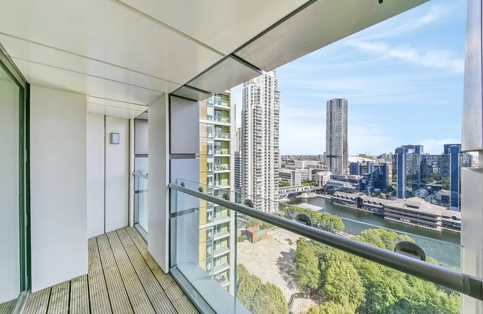 Talisman Tower, 6 Lincoln Plaza, Canary Wharf, London, E14 - Chase Evans
