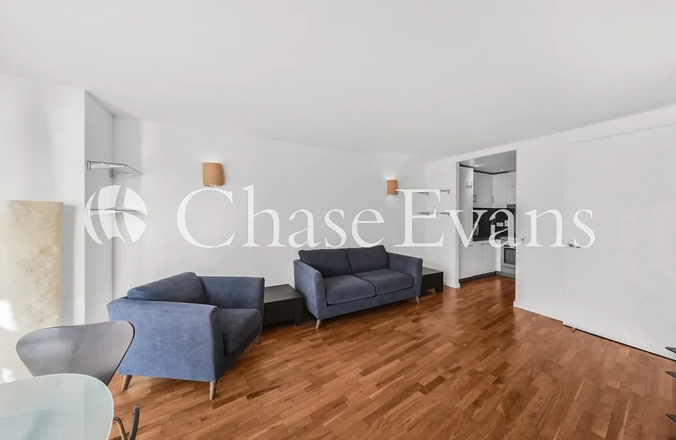 New Providence Wharf, 1 Fairmont Avenue, Canary Wharf, London, E14 - Chase Evans