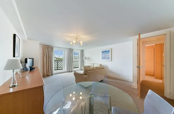 Concordia Wharf, 21 Coldharbour, Isle Of Dogs, London, E14 - Chase Evans