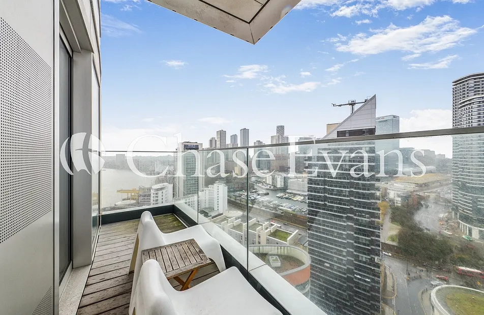 Charrington Tower, 11 Biscayne Avenue, Canary Wharf, London, E14 - Chase Evans