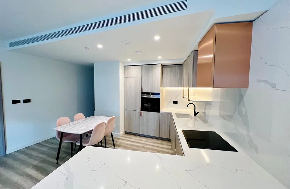 Aspen, Consort Place, Marsh Wall, Canary Wharf, London, E22 - Chase Evans