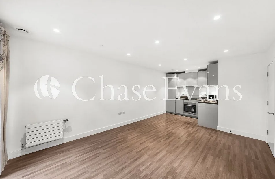 Rathbone Market, Barking Road, Canning Town, London, E16 - Chase Evans