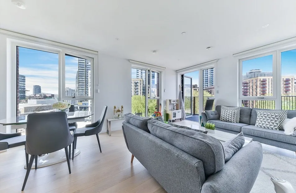 Weymouth Building, Elephant Park, Deacon Street, Elephant & Castle, London, SE17 - Chase Evans