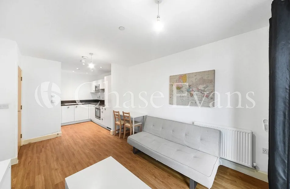 Agnes George Walk, Royal Docks, London, E16 - Chase Evans